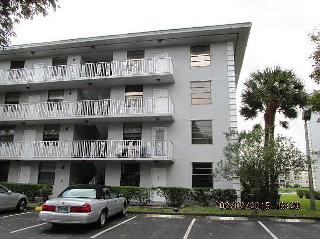 1st image of 1526 Whitehall Dr APT 106