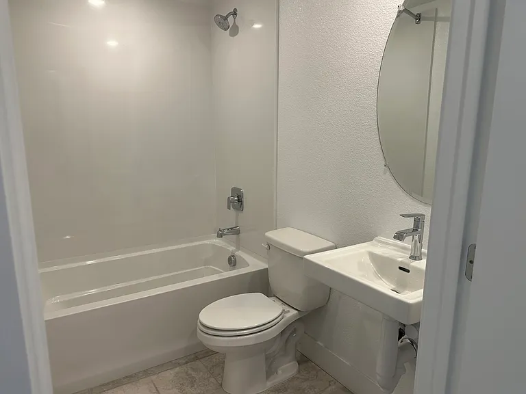 3041 El Camino Real #208 — Photo 19
