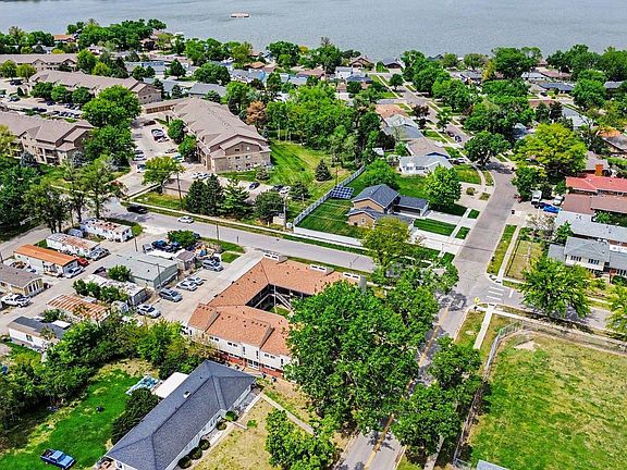 4th image of 421 Capitol Beach Blvd