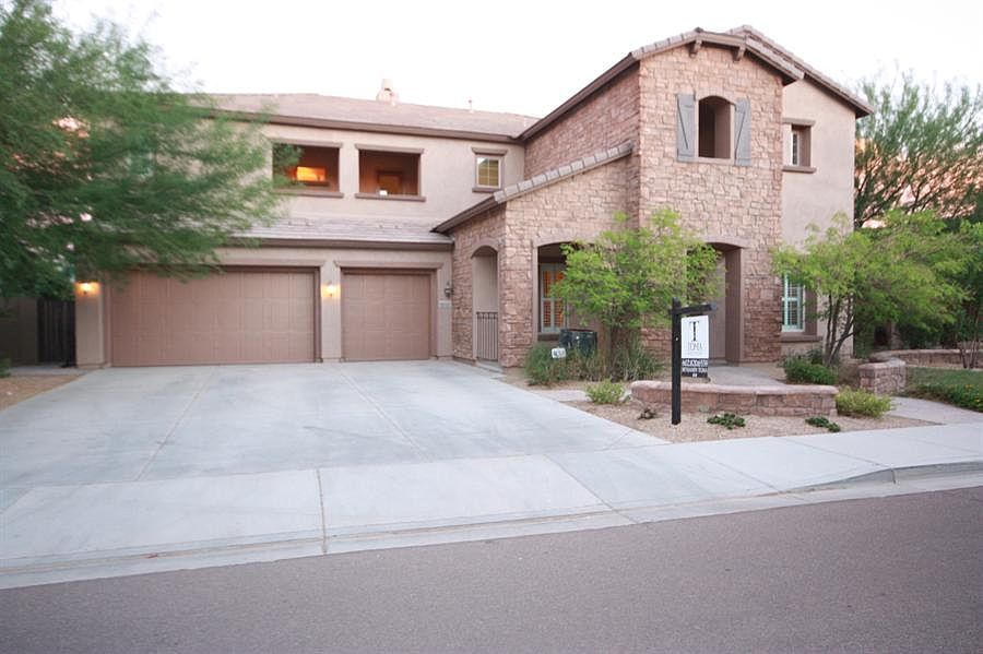 1st image of 8727 W Buckhorn Trl