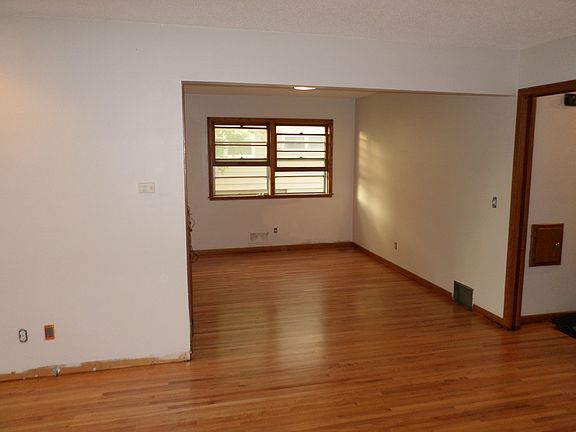 2nd image of 7047 Xerxes Ave S #11