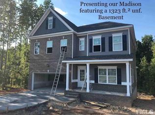 80 Post Oak Dr, Louisburg, NC 27549