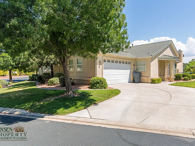 153 N Turnbury Ln — Photo 8