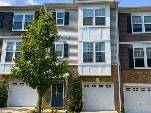 44088 Eucalyptus Way, California, MD 20619