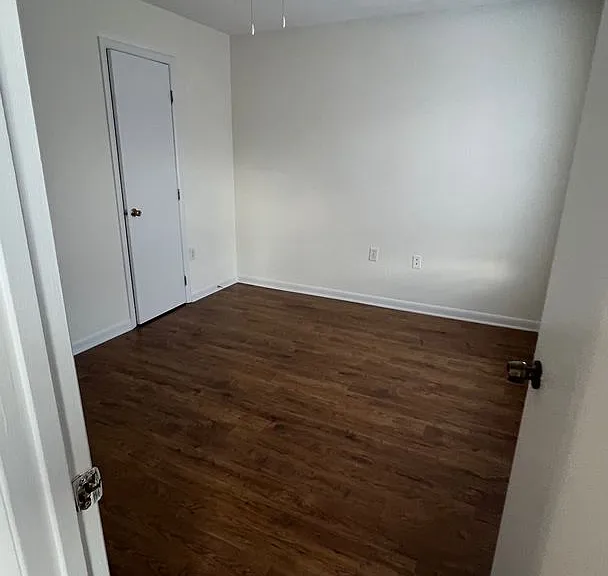1411 Collegiate Cir #302 — Photo 15