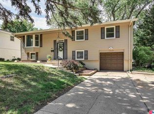 12168 Allan Dr, Omaha, NE 68137