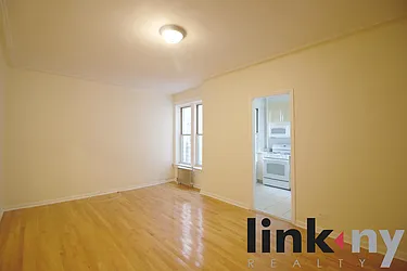 Rented by Link NY Realty