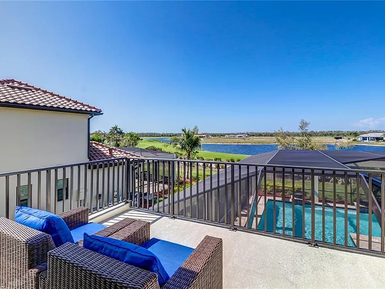 9902 Corso Bello Dr — Photo 38