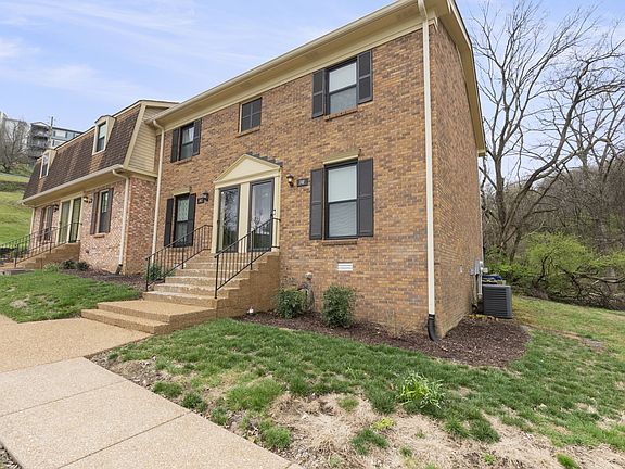 2nd image of 741 Fox Ridge Dr