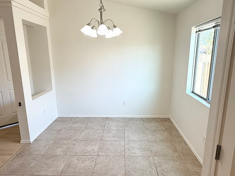 14365 N Plummet Shell Ave — Photo 10