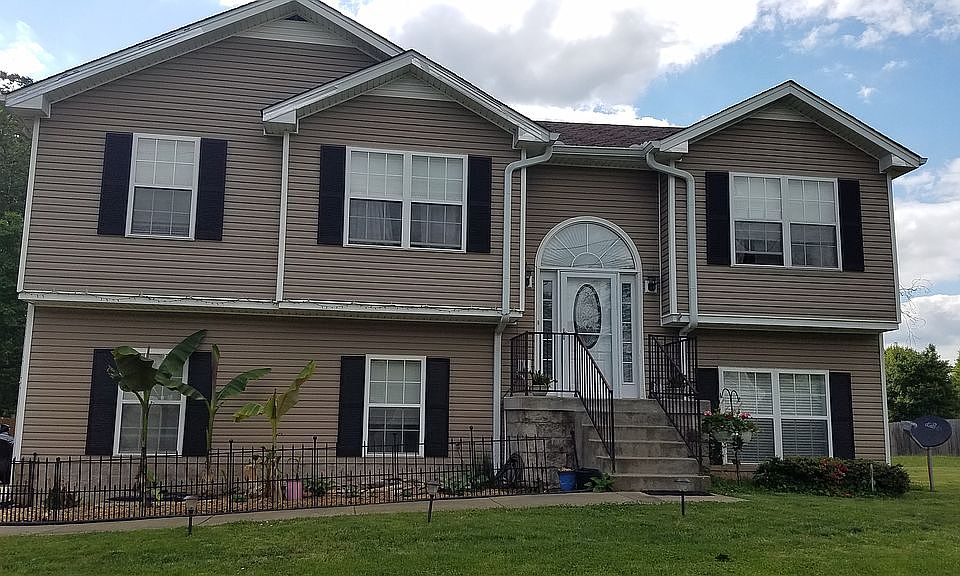 1st image of 2612 Peach Grove Ln