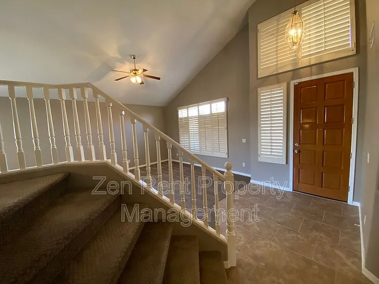 426 S Burk St — Photo 3