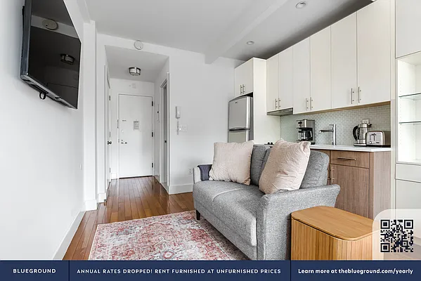 Rented by The Blueground | media 11