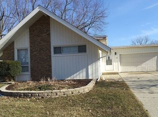 38 Codorus Rd, Montgomery, IL 60538