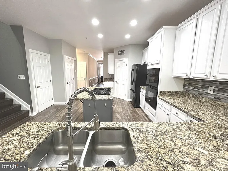 523 Dallam Ct #2 — Photo 8