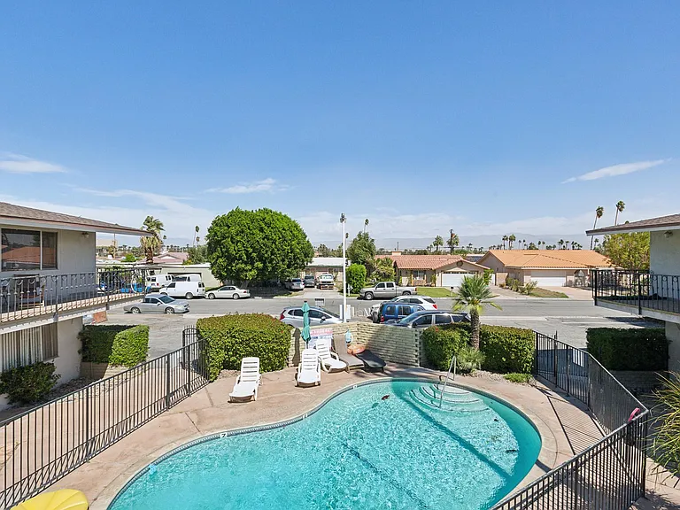 73355 Guadalupe Avenue — Photo 4