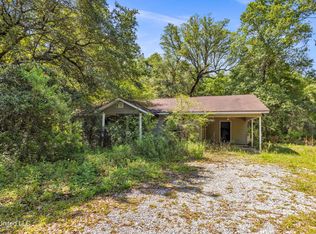 22165 Bells Ferry Rd, Pass Christian, MS 39571