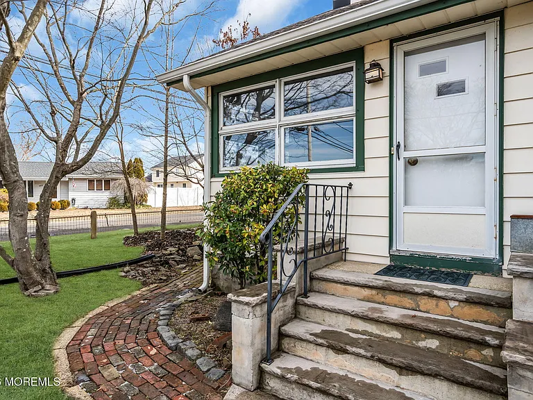 501 Cable Ave — Photo 4