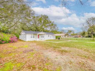 203 W Plaza Rd, Cantonment, FL 32533