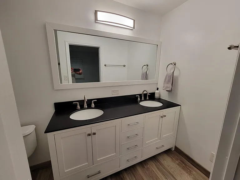 2FL MASTER BATH