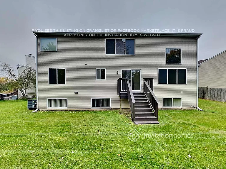 764 Creek Bend Ln — Photo 24