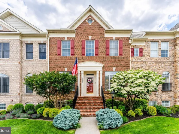 18985 Coreopsis Ter, Leesburg, VA 20176