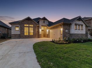 707 Audrey Ln, Mansfield, TX 76063