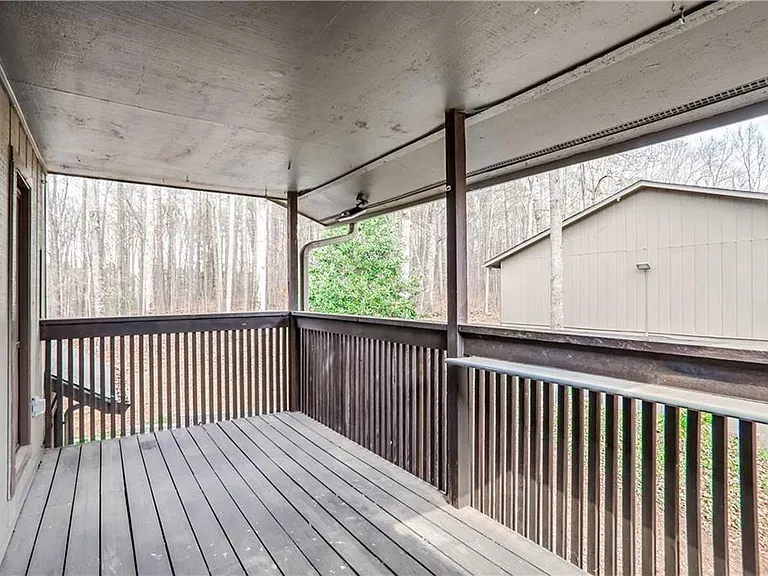 1506 Cumberland Ct SE — Photo 18