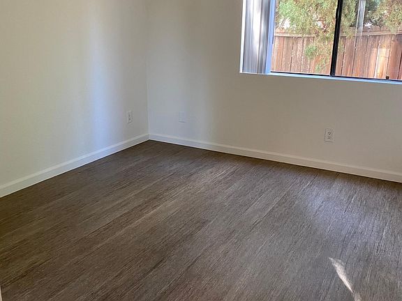 2nd image of 15329 Vose St #108
