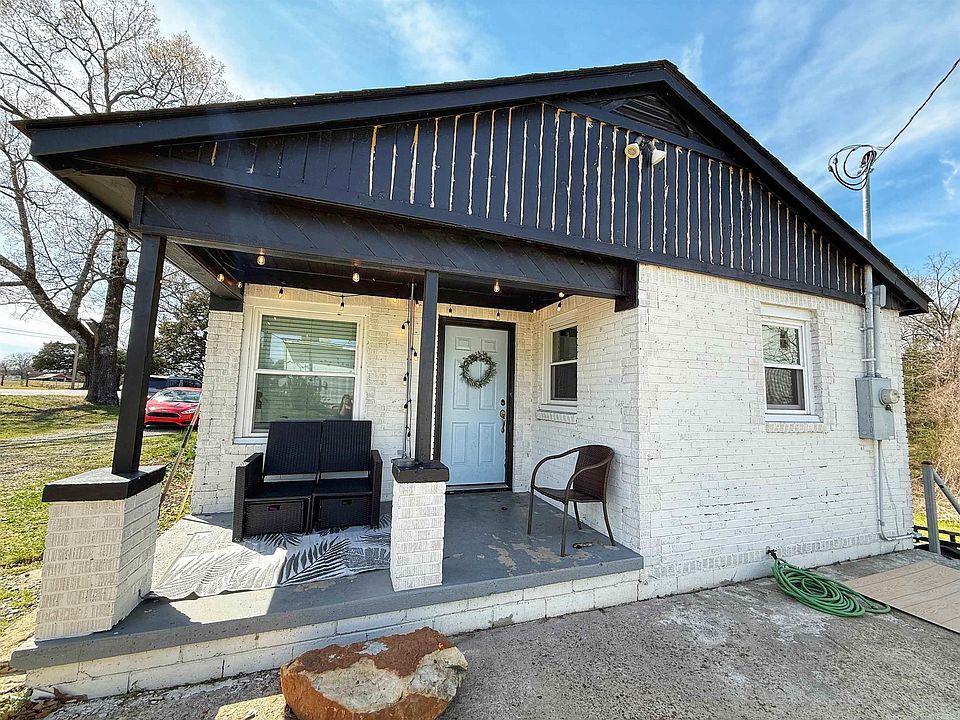 1st image of 814 Heber Springs Rd