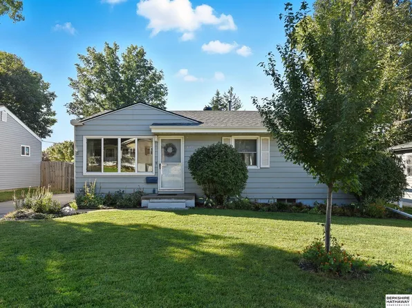 8169 Hascall St, Omaha, NE 68124