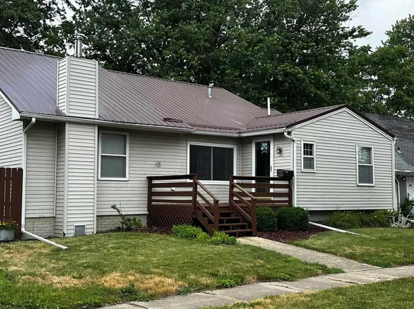 905 S 12th St, Oskaloosa, IA 52577