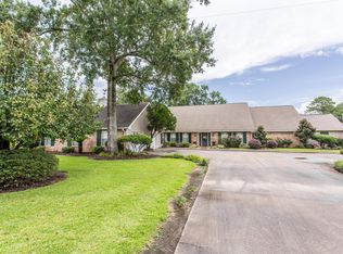 486 Bayou Sunset Ln, Sulphur, LA 70665