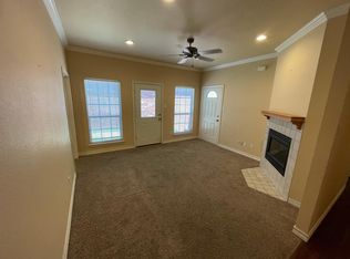 917 Austin Ct, Weatherford, TX 76086
