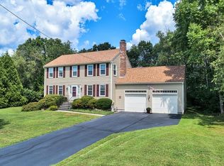 16 Marthas Way, Franklin, MA 02038