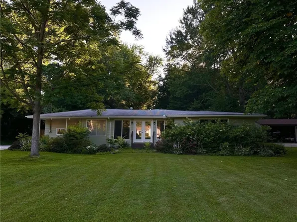 6480 Mardon Dr, Painesville, OH 44077