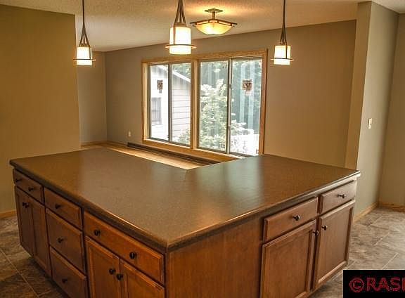2nd image of 65 Oakwood Dr