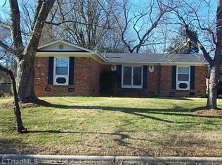 2510 Fontaine Rd, Greensboro, NC 27407