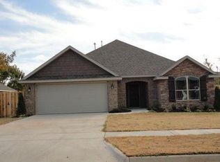 140 Sullivans Way, Centerton, AR 72719