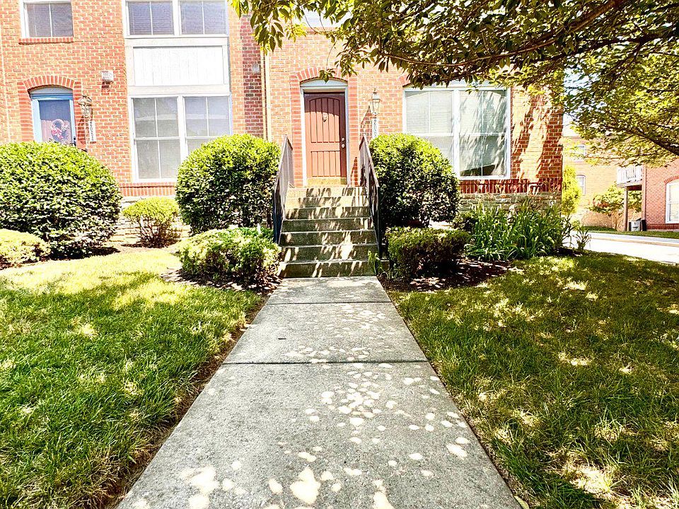1st image of 2062 Clipper Park Rd