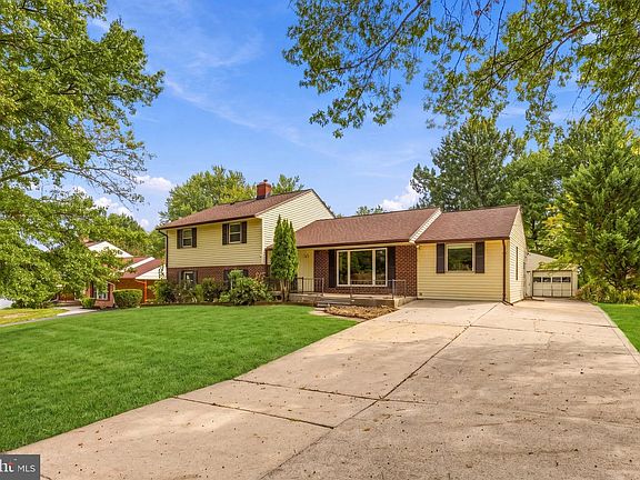 5th image of 3417 Canberra St