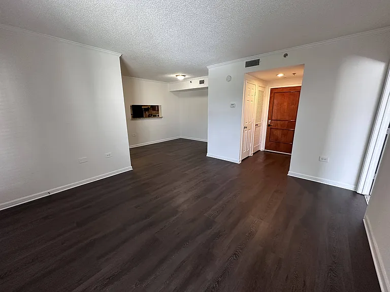 Wesley Townsend Apartments at Buckhead — Photo 110
