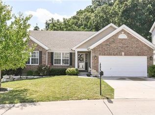 2250 Appaloosa Trl, High Ridge, MO 63049