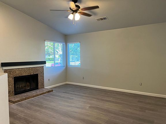 4th image of 1806 Lever Blvd