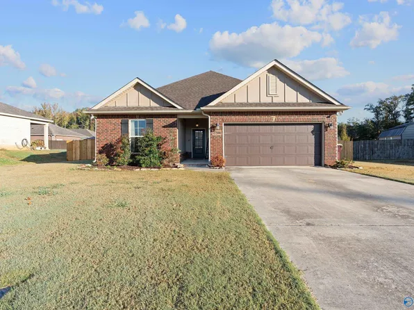 27500 Dieken Dr, Athens, AL 35613