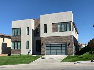 11736 N Churchill Way, Porter Ranch, CA 91326