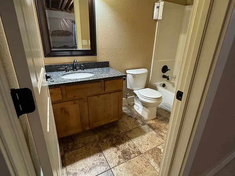 4249 Woodlake Ln — Photo 19