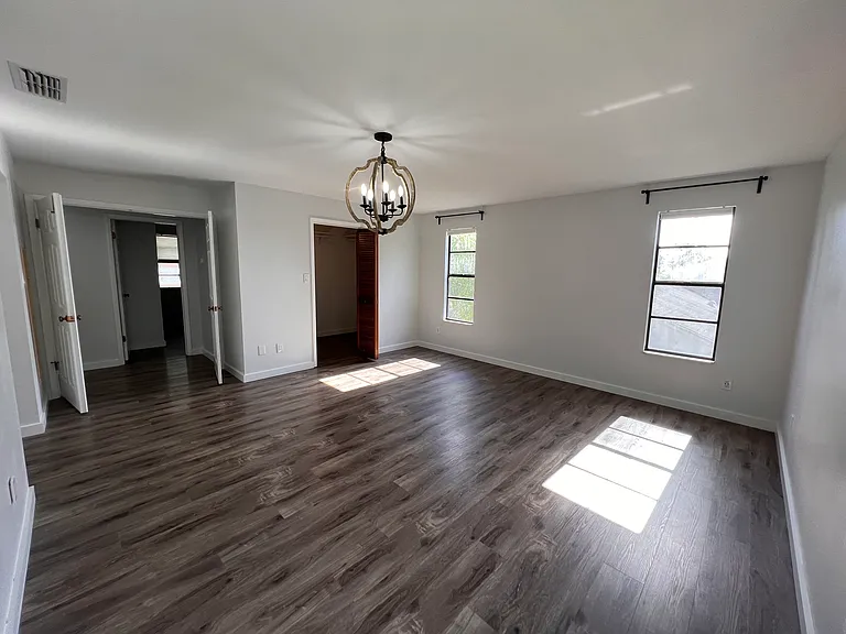 1352 Corner Oaks Dr — Photo 52