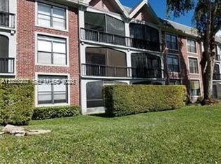 3760 Inverrary Dr APT 1S, Lauderhill, FL 33319