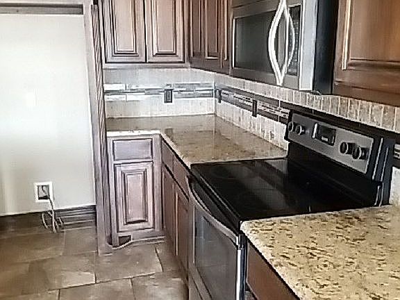 5th image of 1505 Stonehouse Dr